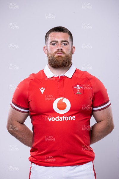 220124 - Wales Rugby Headshots for Guinness 6 Nations 2024 - Kemsley Mathias
