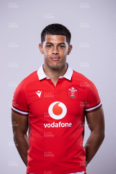 220124 - Wales Rugby Headshots for Guinness 6 Nations 2024 - Rio Dyer
