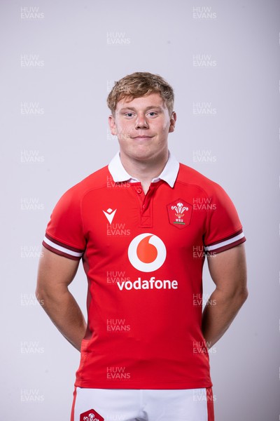220124 - Wales Rugby Headshots for Guinness 6 Nations 2024 - Sam Costelow