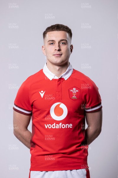 220124 - Wales Rugby Headshots for Guinness 6 Nations 2024 - Cameron Winnett