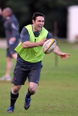 31.05.08 Wales rugby in S.Africa... Stephen Jones during training at Westerford High School in Cape Town.   