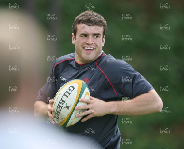 31.05.08 Wales rugby in S.Africa... Jamie Roberts looks to pass during training at Westerford High School in Cape Town.   