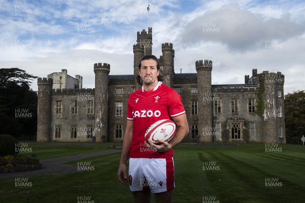 251022 -  Wales rugby captain Justin Tipuric at Hensol Castle, Vale of Glamorgan