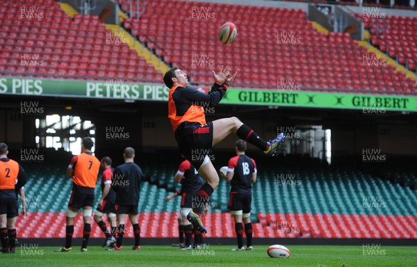 010213 - Wales Rugby Captains Run -George North during training