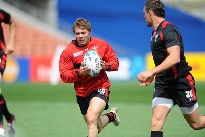 01.10.11 - Wales Rugby Captains Run - Leigh Halfpenny during training. 