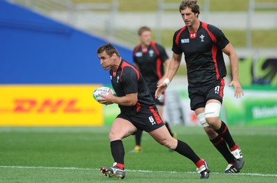 01.10.11 - Wales Rugby Captains Run - Huw Bennett during training. 