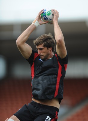 01.10.11 - Wales Rugby Captains Run - Luke Charteris during training. 