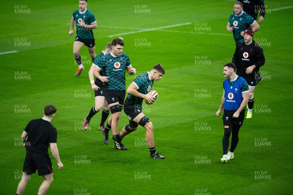 020224 - Captain’s run on the eve of the opening Guinness Six Nations match against Scotland
