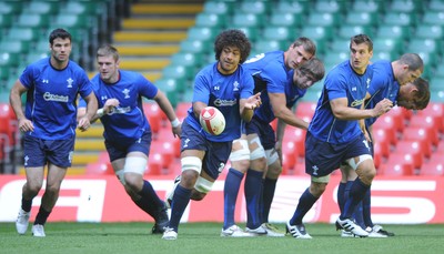 03.06.11 - Wales Rugby Captains Run - Toby Faletau during training. 