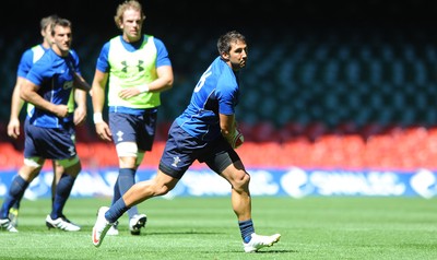 03.06.11 - Wales Rugby Captains Run - Gavin Henson during training. 
