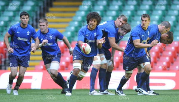 03.06.11 - Wales Rugby Captains Run - Toby Faletau during training. 