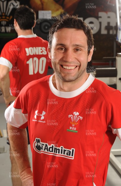 03.06.11 - WRU - Wales outside half Stephen Jones who will win his 100th Wales cap tomorrow against the Barbarians. 