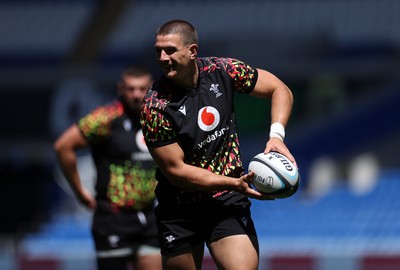 030726 - Wales Rugby Captains Run ahead of their first Nations Championship game against Fiji tomorrow in Cardiff - Joe Hawkins during training