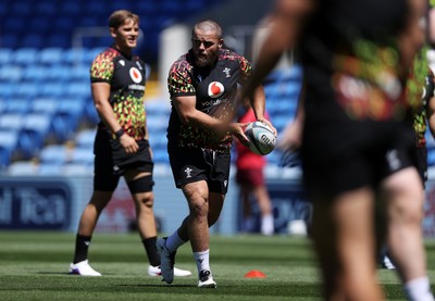 030726 - Wales Rugby Captains Run ahead of their first Nations Championship game against Fiji tomorrow in Cardiff - Nicky Smith during training