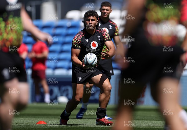 030726 - Wales Rugby Captains Run ahead of their first Nations Championship game against Fiji tomorrow in Cardiff - Kane James during training