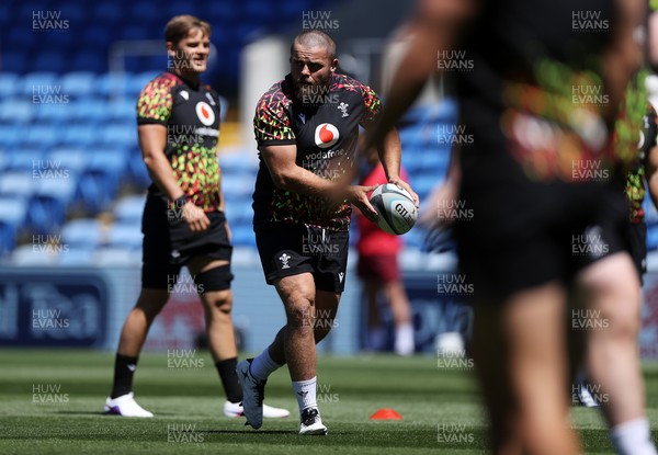 030726 - Wales Rugby Captains Run ahead of their first Nations Championship game against Fiji tomorrow in Cardiff - Nicky Smith during training