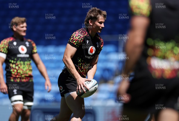 030726 - Wales Rugby Captains Run ahead of their first Nations Championship game against Fiji tomorrow in Cardiff - Ellis Mee during training