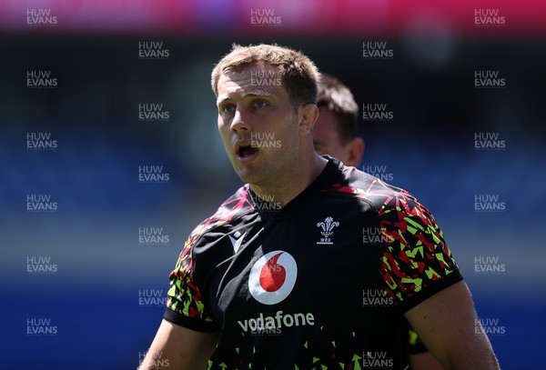 030726 - Wales Rugby Captains Run ahead of their first Nations Championship game against Fiji tomorrow in Cardiff - Ben Carter during training
