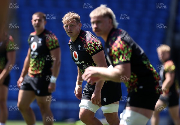 030726 - Wales Rugby Captains Run ahead of their first Nations Championship game against Fiji tomorrow in Cardiff - Jac Morgan during training