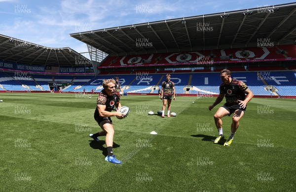 030726 - Wales Rugby Captains Run ahead of their first Nations Championship game against Fiji tomorrow in Cardiff - Blair Murray during training