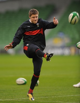 04.02.12 - Wales Rugby Captains Run -.Rhys Priestland kicks during training..