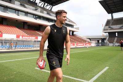 040725 - Wales Rugby Captains Run at Mikuni World Stadium ahead of the game against Japan - Kieran Hardy