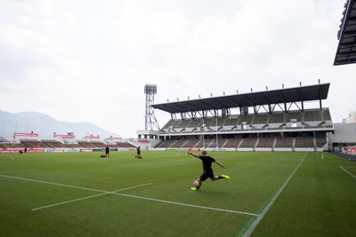 040725 - Wales Rugby Captains Run at Mikuni World Stadium ahead of the game against Japan - Sam Costelow during training