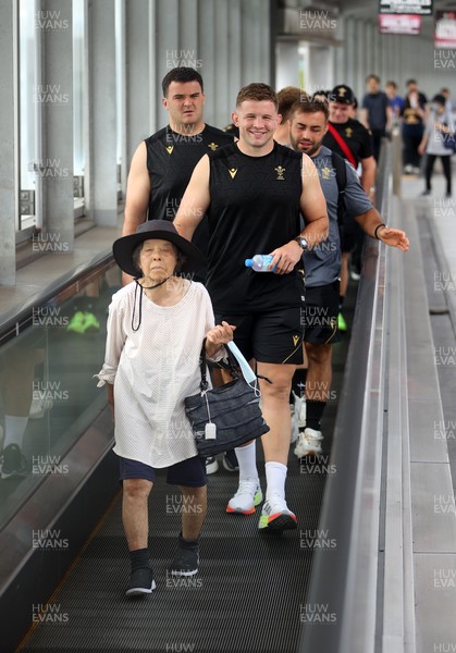 040725 - Wales Rugby walk to the stadium for their Captains Run at Mikuni World Stadium ahead of the game against Japan - Elliot Dee
