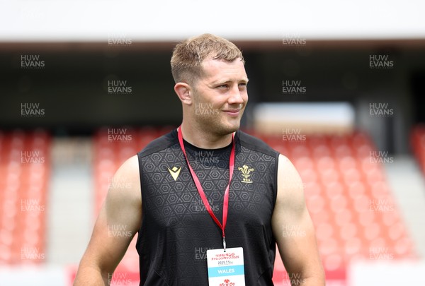 040725 - Wales Rugby Captains Run at Mikuni World Stadium ahead of the game against Japan - Ben Carter