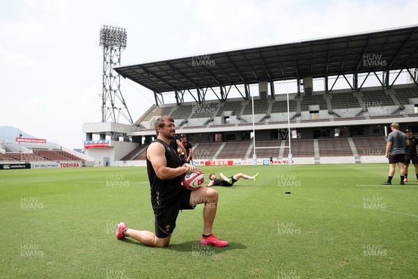 040725 - Wales Rugby Captains Run at Mikuni World Stadium ahead of the game against Japan - Rhodri Williams