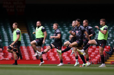 040823 - Wales Captains Run ahead of their first Rugby World Cup warm up game against England - Jac Morgan during training