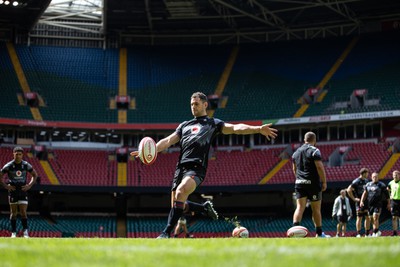 040823 - Wales Captains Run ahead of their first Rugby World Cup warm up game against England - Tomos Williams during training