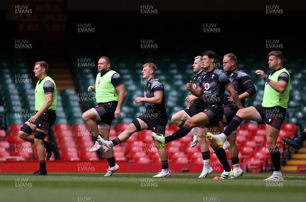 040823 - Wales Captains Run ahead of their first Rugby World Cup warm up game against England - Jac Morgan during training