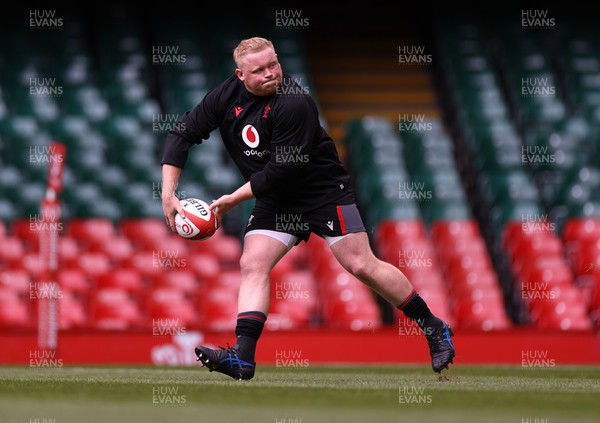 040823 - Wales Captains Run ahead of their first Rugby World Cup warm up game against England - Keiron Assiratti during training