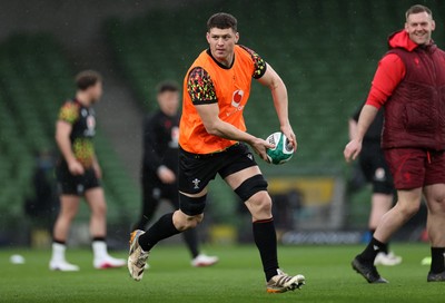 050326 - Wales Rugby Captains Run ahead of their Six Nations game against Ireland tomorrow evening - James Botham during training