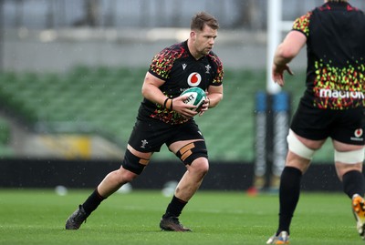 050326 - Wales Rugby Captains Run ahead of their Six Nations game against Ireland tomorrow evening - Olly Cracknell during training