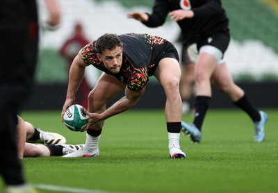 050326 - Wales Rugby Captains Run ahead of their Six Nations game against Ireland tomorrow evening - Kieran Hardy during training
