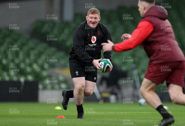 050326 - Wales Rugby Captains Run ahead of their Six Nations game against Ireland tomorrow evening - Rhys Carre during training