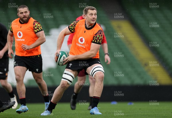 050326 - Wales Rugby Captains Run ahead of their Six Nations game against Ireland tomorrow evening - Ben Carter during training