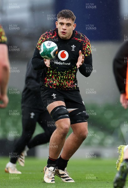050326 - Wales Rugby Captains Run ahead of their Six Nations game against Ireland tomorrow evening - Dafydd Jenkins during training