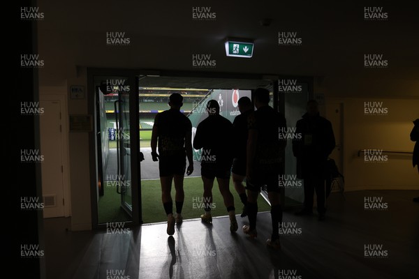 050326 - Wales Rugby Captains Run ahead of their Six Nations game against Ireland tomorrow evening - Dewi Lake during training