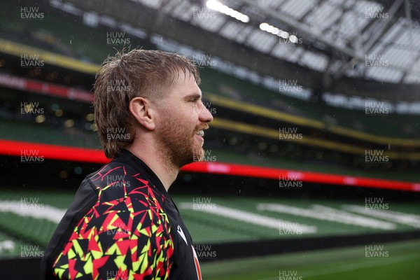 050326 - Wales Rugby Captains Run ahead of their Six Nations game against Ireland tomorrow evening - Aaron Wainwright during training
