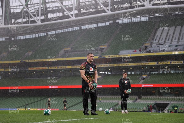 050326 - Wales Rugby Captains Run ahead of their Six Nations game against Ireland tomorrow evening - Jarrod Evans during training