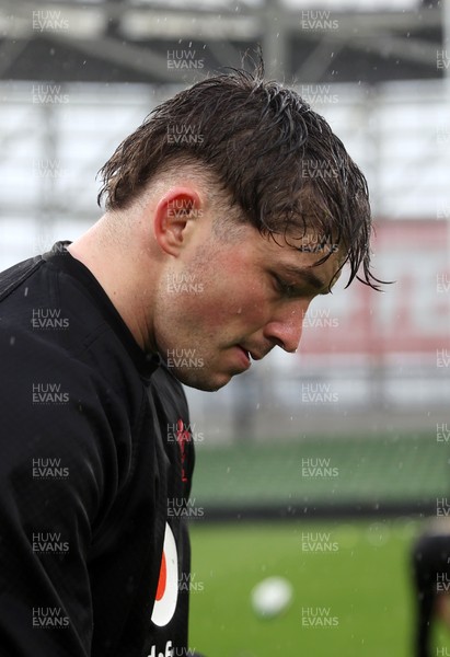050326 - Wales Rugby Captains Run ahead of their Six Nations game against Ireland tomorrow evening - Dan Edwards during training