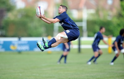 05.08.11 - Wales Rugby Captains Run - Shane Williams during training. 
