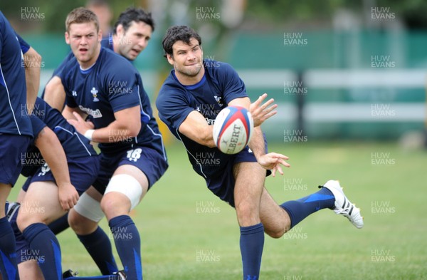 05.08.11 - Wales Rugby Captains Run - Mike Phillips during training. 