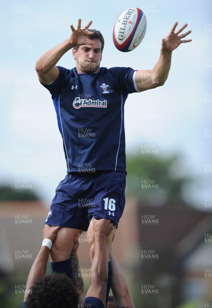 05.08.11 - Wales Rugby Captains Run - Sam Warburton during training. 