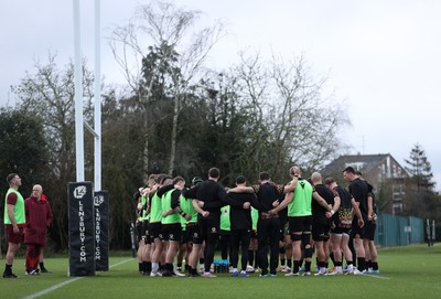 060226 - Wales Rugby Captains Run ahead of their first Six Nations game against England - Team huddle