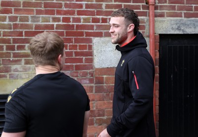 070325 - Wales Rugby Captains Run ahead of their 6 Nations game against Scotland tomorrow - Max Llewellyn