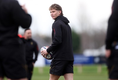 070325 - Wales Rugby Captains Run ahead of their 6 Nations game against Scotland tomorrow - Ellis Mee during training